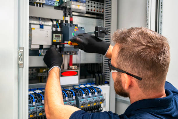 Best Electrical Contractors for Businesses  in Independence, MO